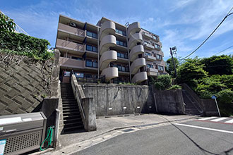 横須賀市芦名1丁目　中古マンション