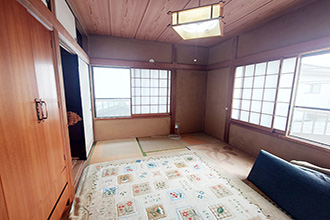 三浦市白石町　中古戸建